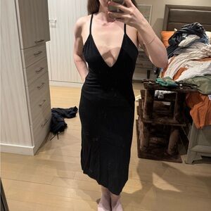 Elegant Black Sleeveless Dress